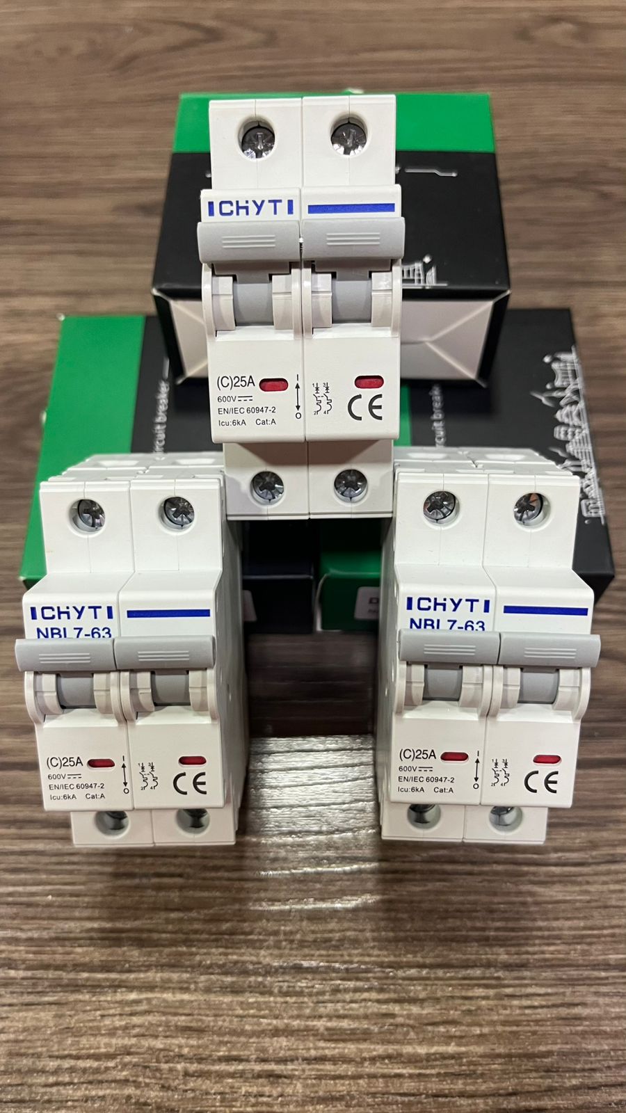 Disyuntor - Breaker Solar DC 25A 600V